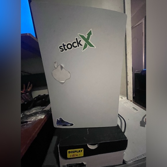 The original Sony digital PS5 version, white - Picture 3 of 4